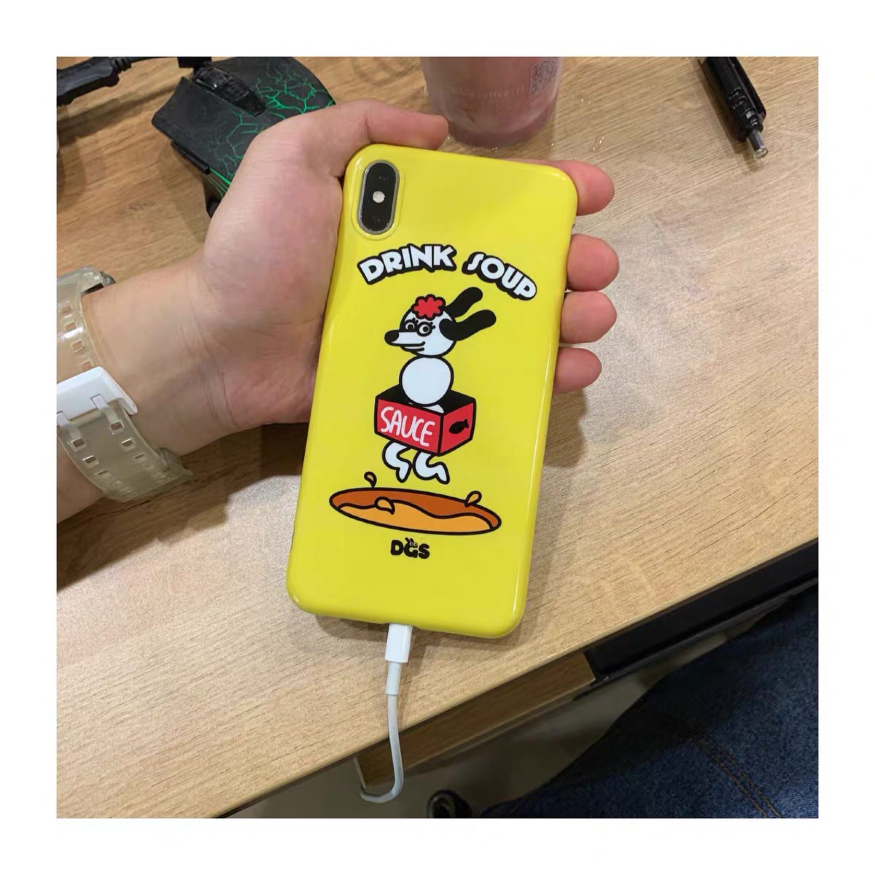 Dgs道格斯原创 Wanwan水煮鱼丸汤适用iphone11promax8pxrxs手机壳 Dgs道格斯 淘优券