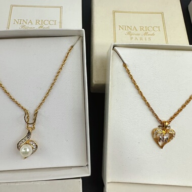 粉丝福利 中古饰品女士NR项链复古项链原盒保存品 一物一件