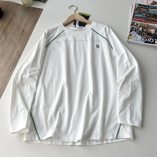 山系户外风 男女情侣款宽松撞色字母线条刺绣连肩膀长袖运动T恤 - 图1