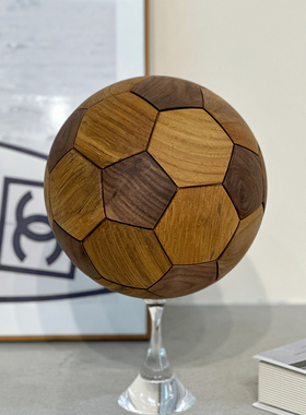 可定制创意礼物柚木足球摆件