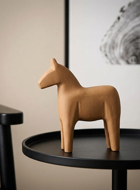 木质手工小马桌面摆件