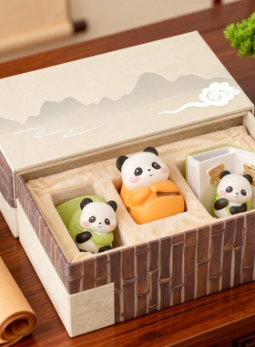 可爱熊猫卡通桌面摆件礼盒装