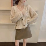 Осенний комплект, лонгслив, кардиган, свитер, мини-юбка, с акцентом на бедрах