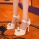 Square-headed buckle straps and hollow sandals