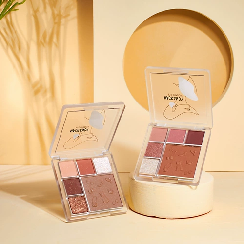 Демисезонные палетка теней, в коричневых тонах, 2021 года, новая коллекция