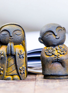 禅意创意可爱小和尚佛像摆件家居客厅茶玩桌面仿铸铁纯手工