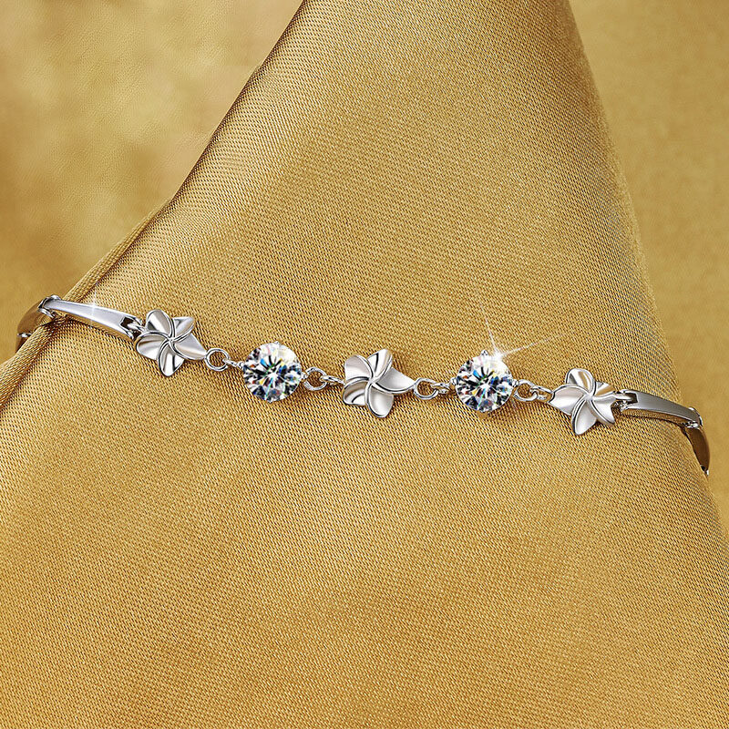 女韩版五叶草仿钻首饰925银手链 玉唯诺手链