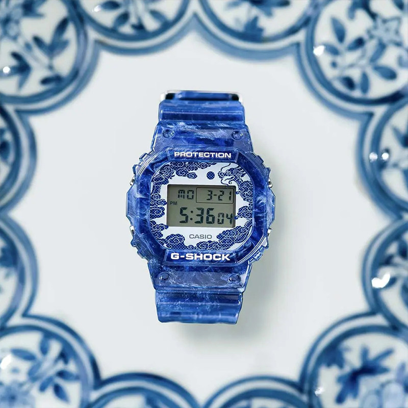 卡西欧新款青花瓷配色国潮主题GSHOCK运动石英男手表GA-110BWP-2A