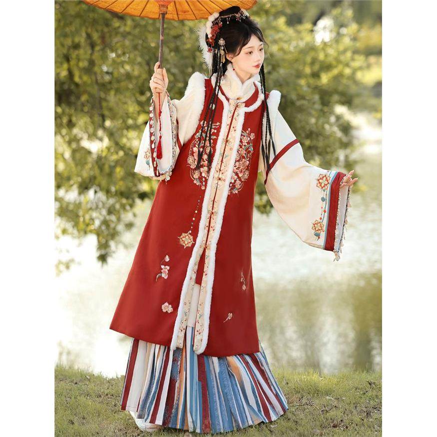 锦宣阁原创【黛玉】冬款明制汉服女百褶裙斗篷加绒加厚刺绣套装,淘宝优惠券,粉丝福利购,淘宝优惠卷