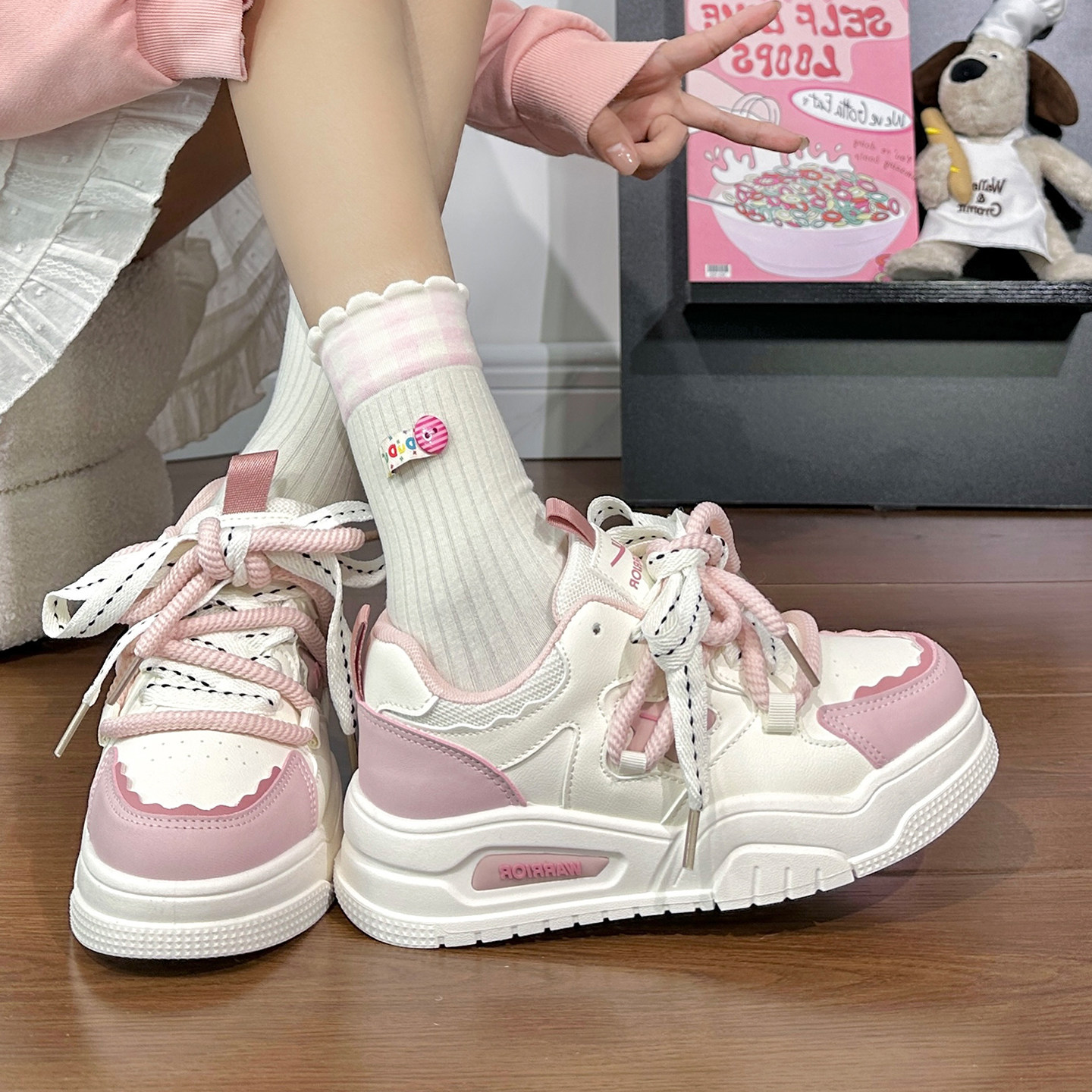 回力樱花粉小白鞋女2025秋冬新款学生百搭面包鞋配裙子厚底板鞋女,淘宝优惠券,粉丝福利购,淘宝优惠卷