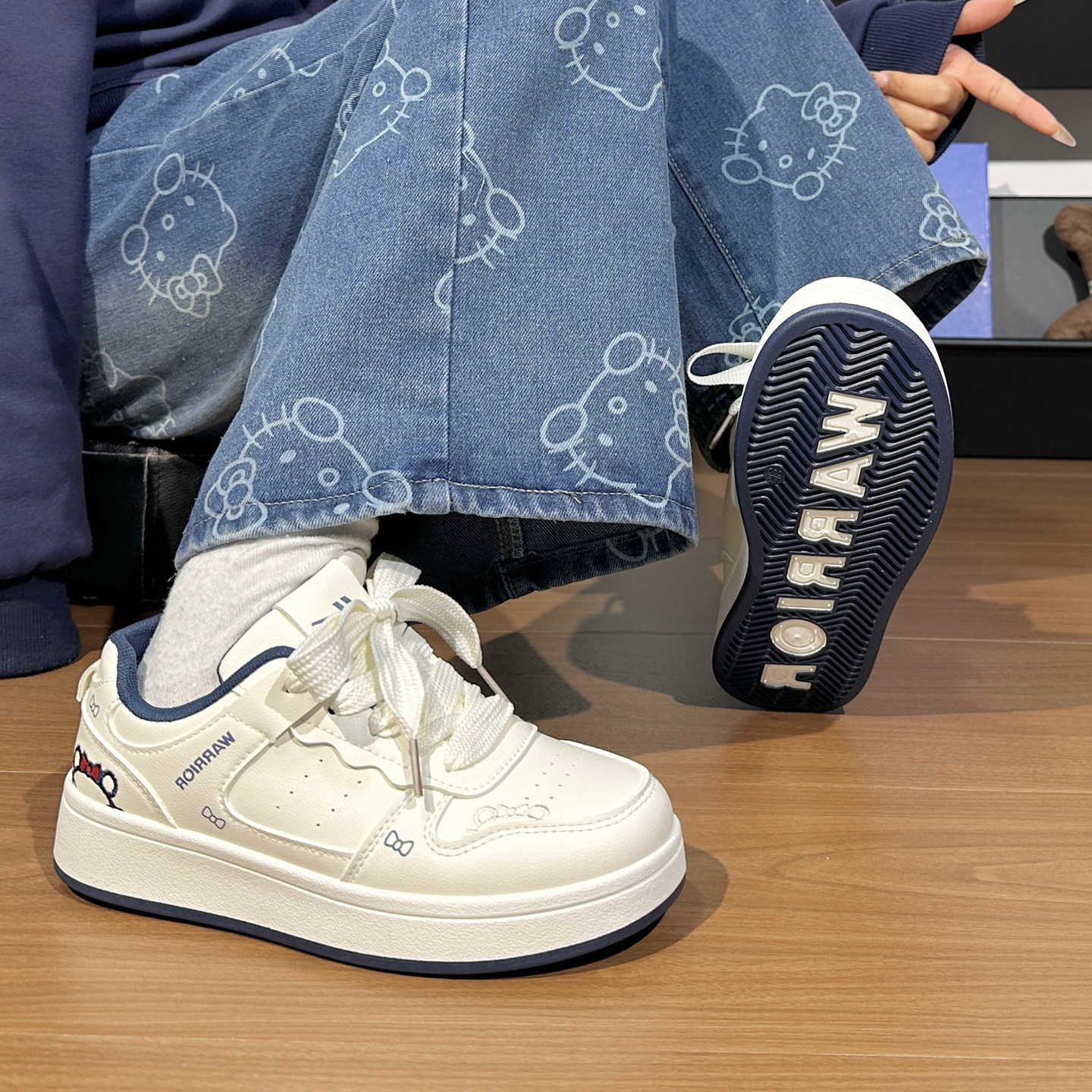 回力女鞋KT猫加绒板鞋女2025冬季新款厚底二棉鞋子初中生小白鞋女,淘宝优惠券,粉丝福利购,淘宝优惠卷