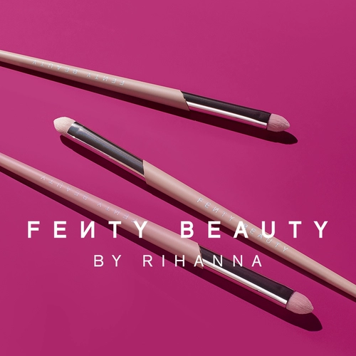 [Прямо сейчас] Fenty Beauty Rihanna может быть полностью открыта мини -кистью для бровей 220FB