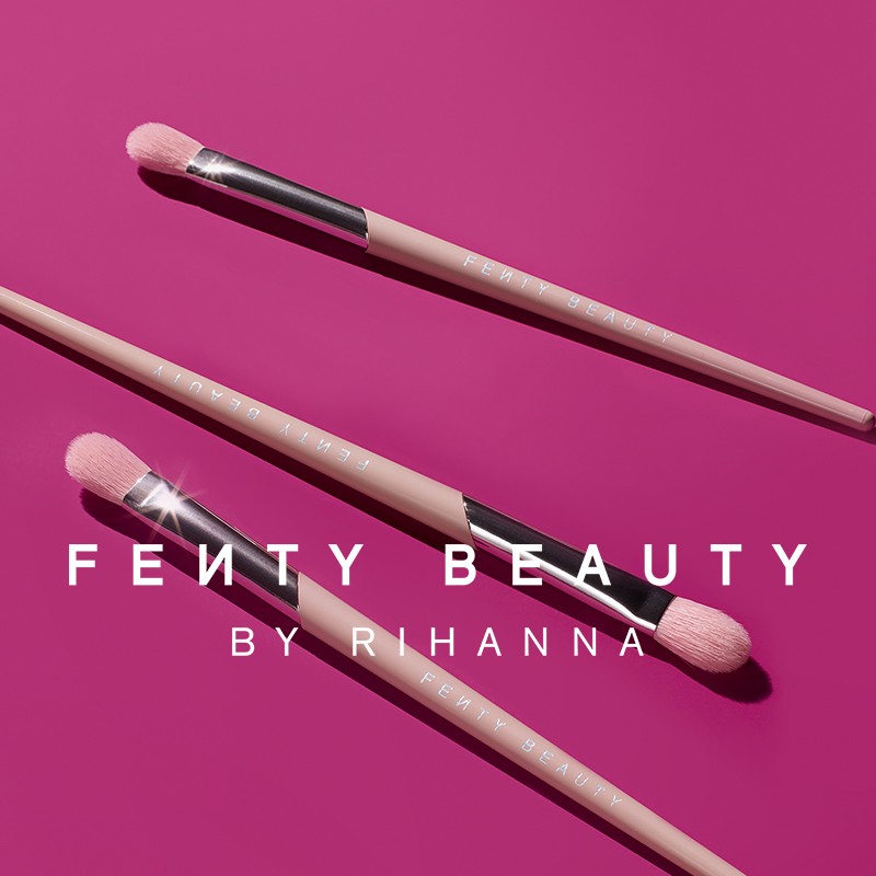 【618狂欢抢购】FentyBeauty蕾哈娜眼影刷230铺色晕染柔软化妆刷-图0