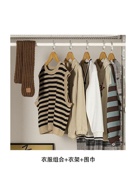 现代高级样板房儿童房衣帽间棕色系衣橱男孩服饰搭配摆件童鞋装饰