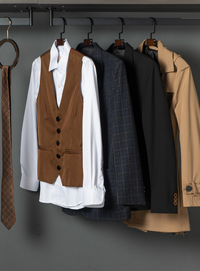 男士商务样板房主卧衣服摆件衣帽间软装组合定制衣柜展厅饰品抱枕