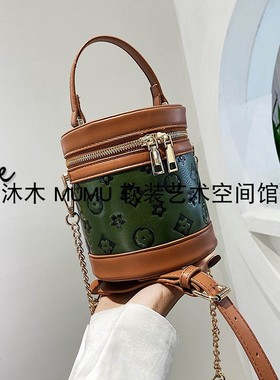 领秀空间组合套装样板房女士衣柜卧室现代柜子衣帽间软装设计摆件