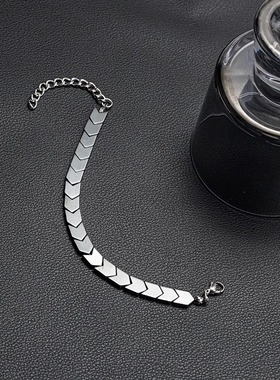 黑胆石钛钢手链男潮小众设计感百搭简约高级感配饰女轻奢嘻哈饰品