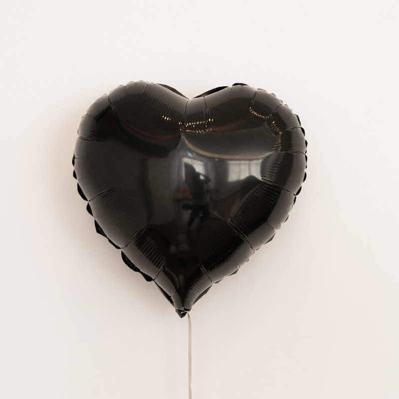 ins风黑白爱心铝膜气球男朋友女孩生日派对心形汽球布置装饰用品,淘宝优惠券,粉丝福利购,淘宝优惠卷