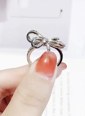 进口D色莫桑石满钻蝴蝶结戒指