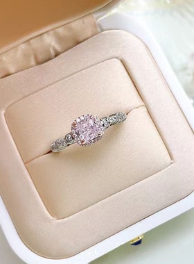 莫桑石银镀粉钻小方糖戒指