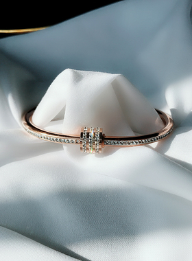 日韩女钛钢不掉色手镯