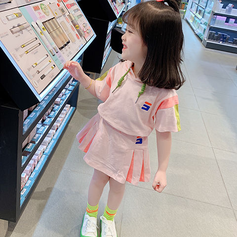 2022夏季新款童装女童韩版连帽运动套装儿童学院风短袖+短裙套装