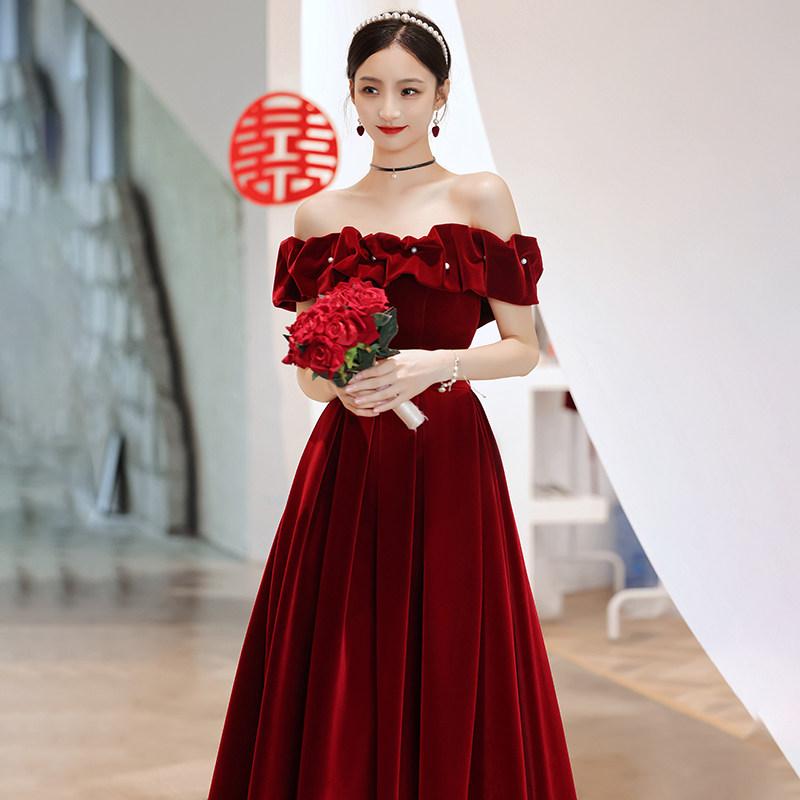 一字肩敬酒服2024新款新娘小个子订婚连衣裙礼服红色高级感裙子女_虎窝淘