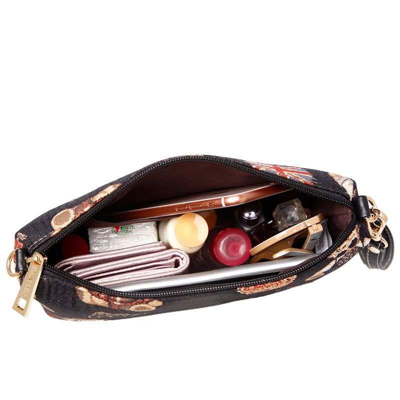 小熊依恋女2019新款时尚百搭单肩包 pjev女士包袋