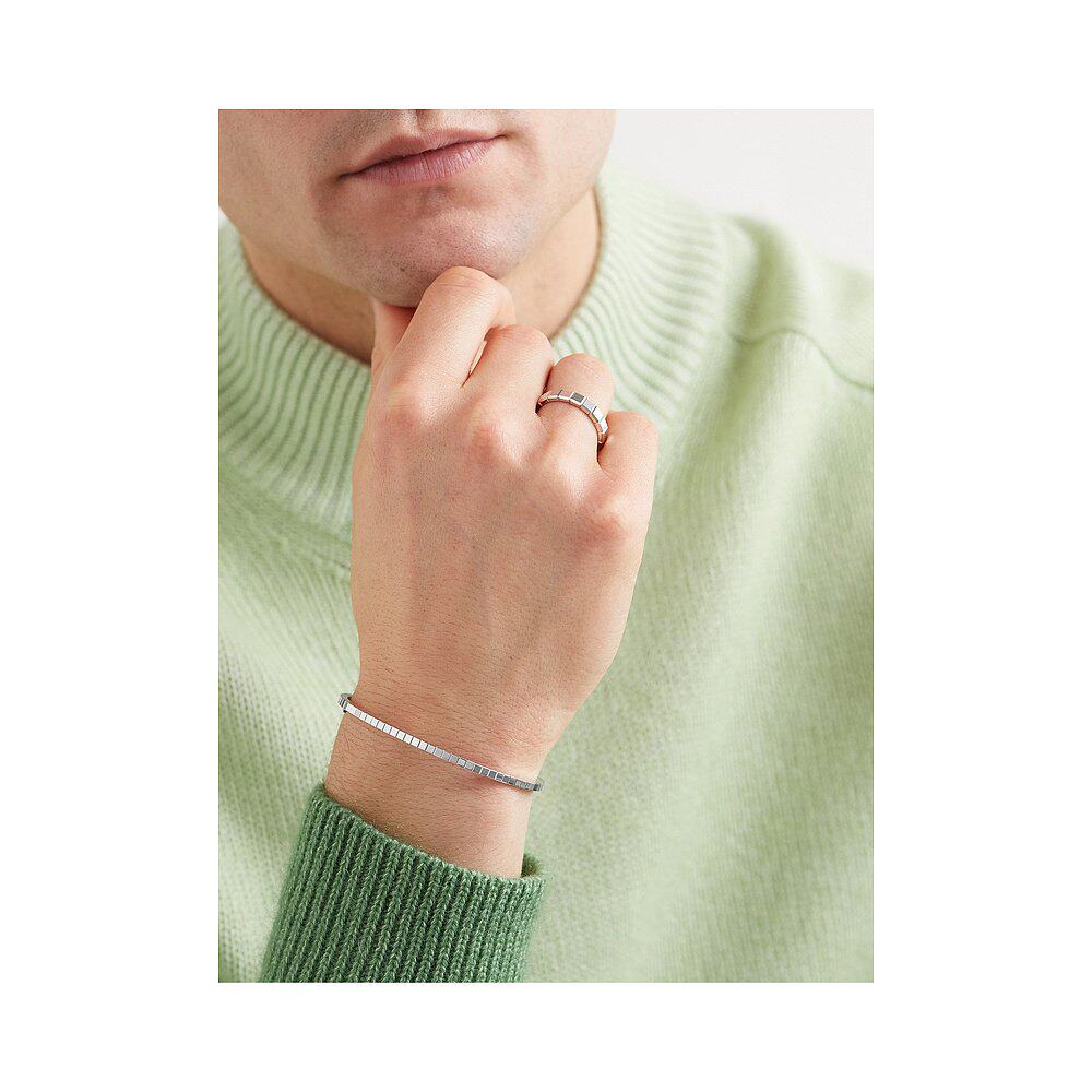  天猫国际探物中国香港手链