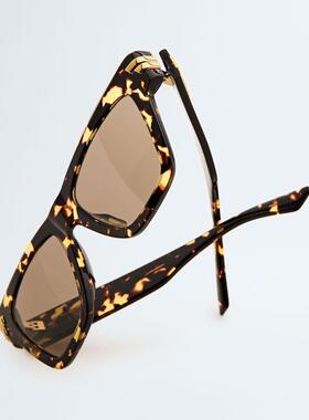 BOTTEGA VENETA 女士眼镜 A0099XV2Q302819 AW2026【付后1h可退】