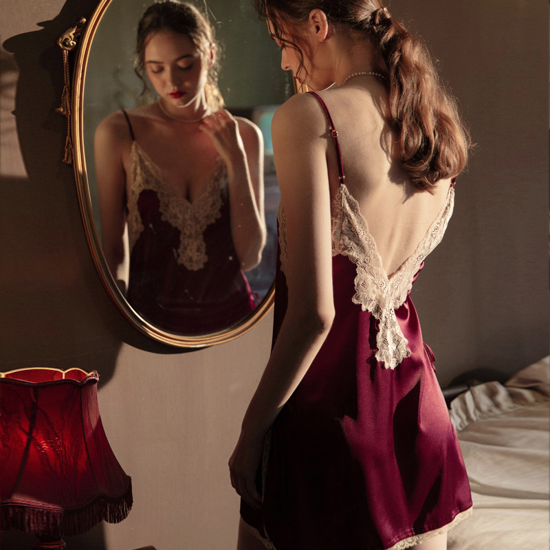 火辣吊带露背蕾丝绸诱惑开叉睡衣裙 甜织蜜睡裙