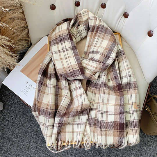 Thickened scarf for women to take photos with in winter