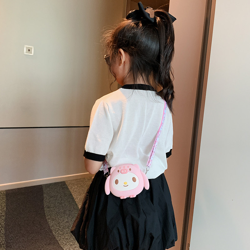 幼儿卡通小男孩硅胶零钱包潮斜挎包 newu箱包女士包袋