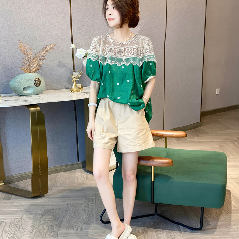 绿色蕾丝泡泡袖休闲洋气短袖衬衫 赛美意女装衬衫