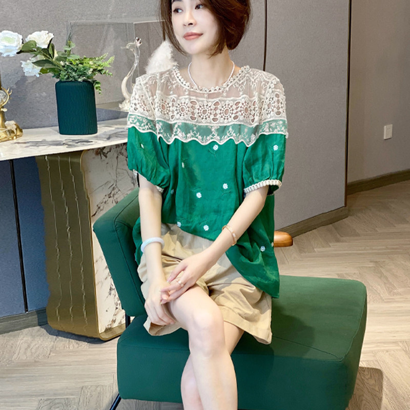 绿色蕾丝泡泡袖休闲洋气短袖衬衫 赛美意女装衬衫