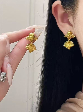 5D硬金黄金金鱼耳钉女999足金气质小众纯金耳环正品耳饰送礼自用