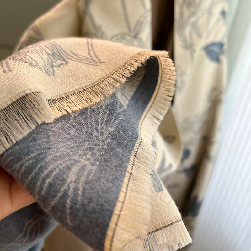 围巾女秋冬季两用披肩百搭2025新款加厚仿羊绒外搭时尚洋气高档