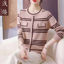 Spring and autumn new long sleeves Knitted Sweater Sweater Sweater Sweater With 100 Lady Striped Blouse Fashion Mom Dress
