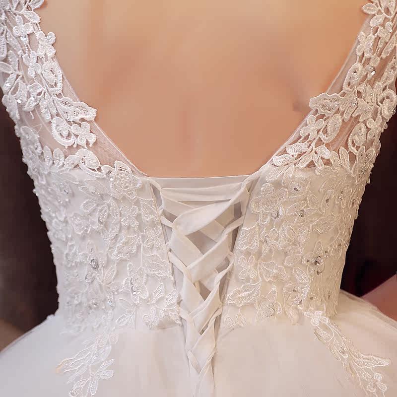 长拖尾秋冬季2021新款齐地显瘦婚纱 玖世新娘婚纱