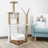 Четыре сезона Раттан Кот Крат кошка, поднимающаяся удушающую виллу большую кошку, забитая колонной, кошачьи кошачьи кошачьи