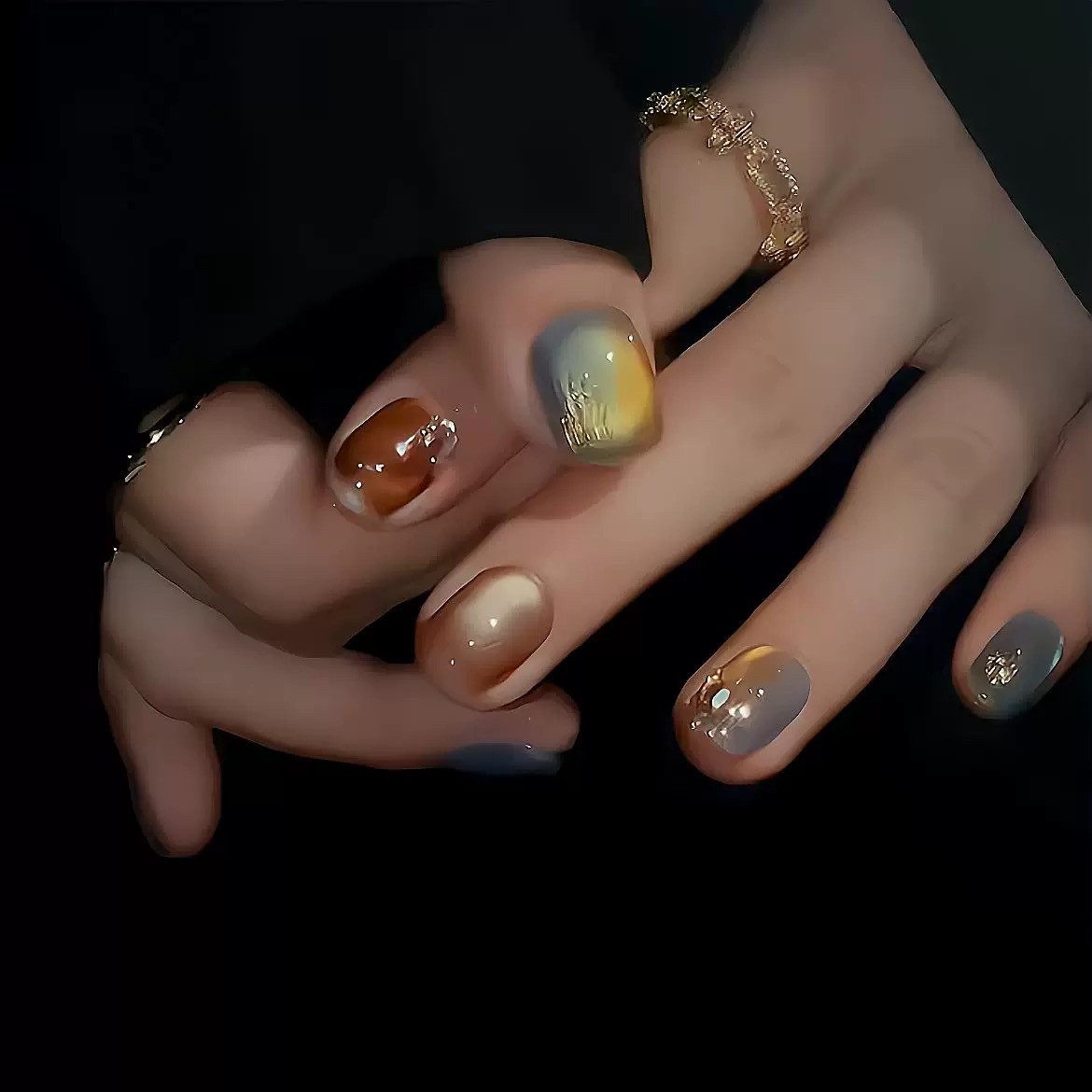 穿戴甲高级感爆款轻奢高质量纯手工短款中长款2026新年美甲甲片,淘宝优惠券,粉丝福利购,淘宝优惠卷