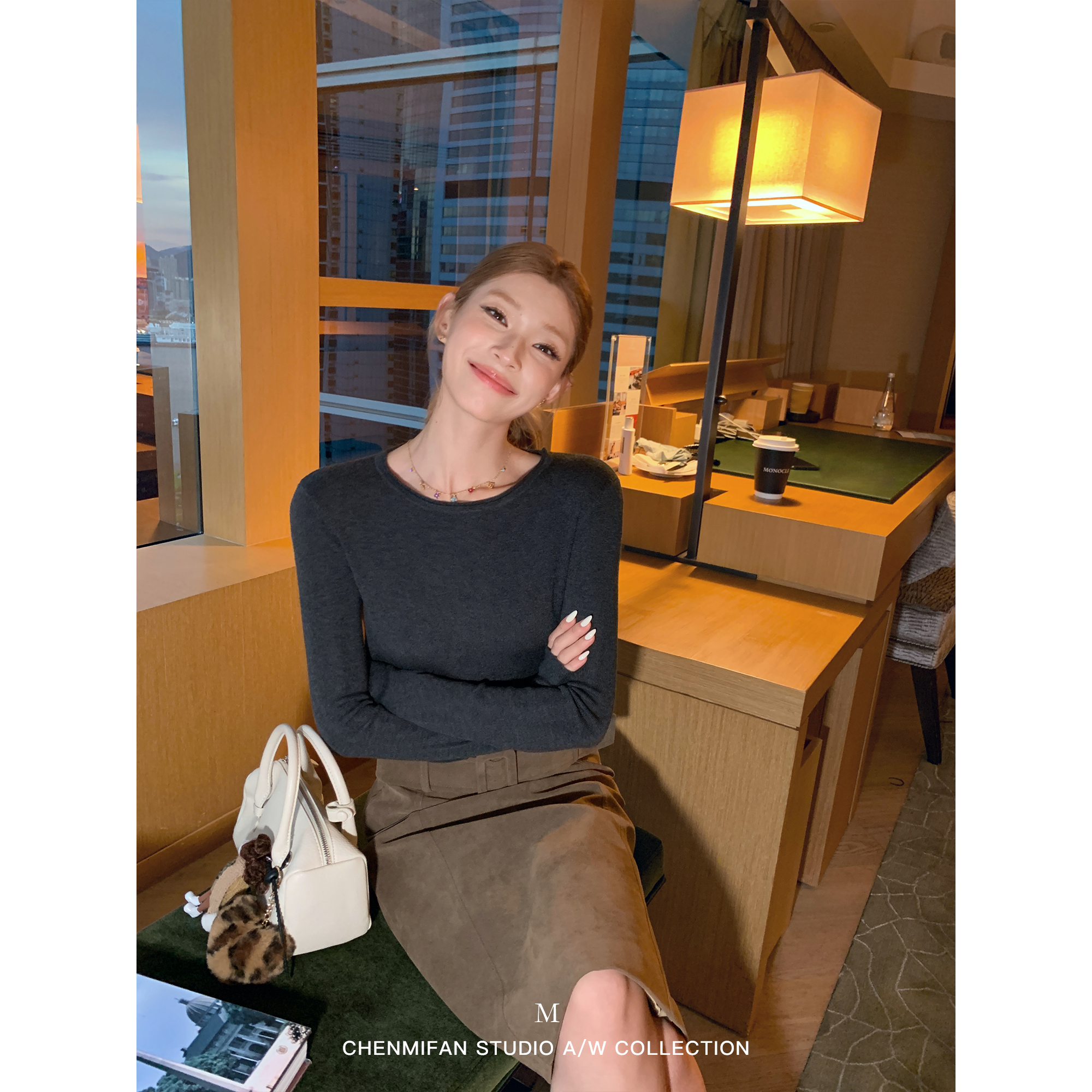 辰米范 舒适回归 基础款正肩圆领针织打底衫女修身显瘦内搭上衣 - 图2