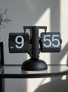 复古翻页黑色金属桌面机械时钟