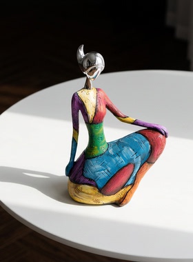 彩色抽象人物手工艺术桌面摆件