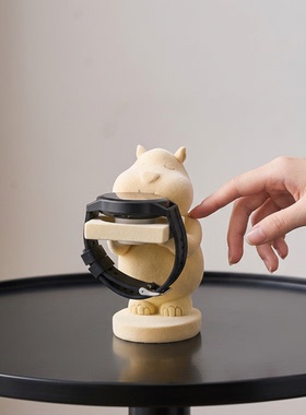 可爱小熊造型智能手表收纳摆件