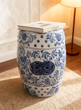 新中式青花瓷镂空鼓形庭院坐凳