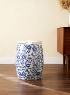 中国风青花瓷花鸟储物圆凳摆件