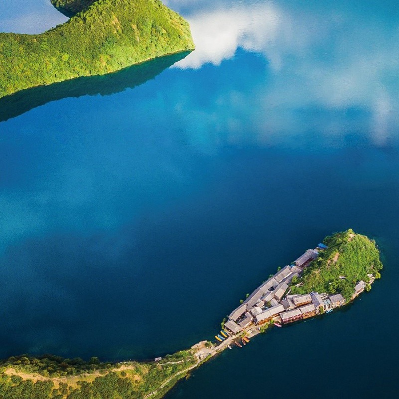 丽江泸沽湖一日游 纯玩小团商务车环湖跟团游 云南旅游 进店赔款