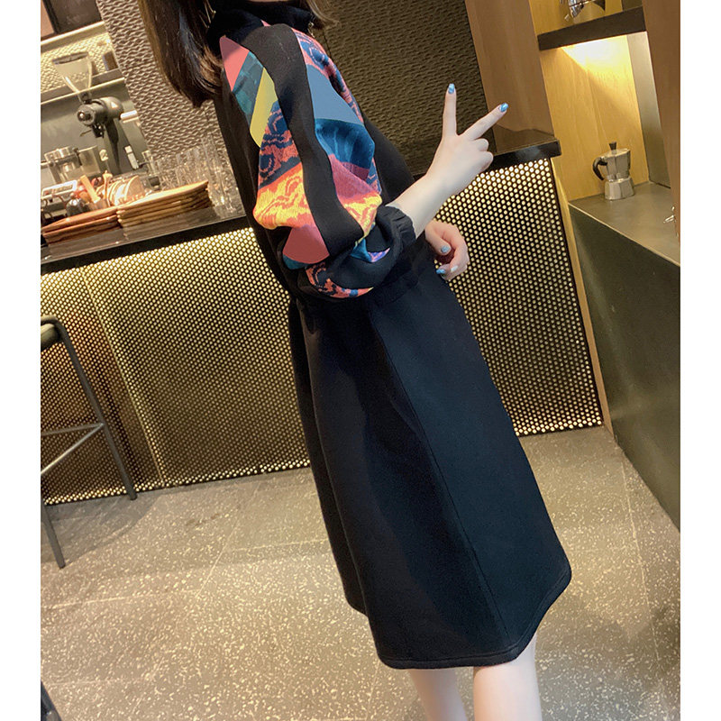 时尚设计感收腰拼接高领黑色连衣裙 蜜恒连衣裙