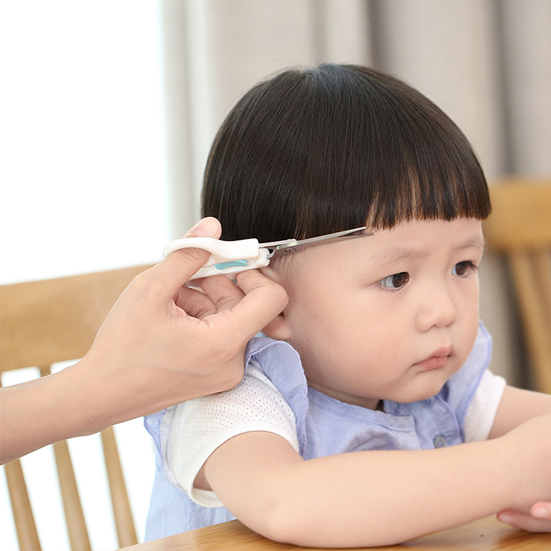 日本家用宝宝理发剪刀婴儿童刘海打薄圆头剪安全美发牙剪平剪工具